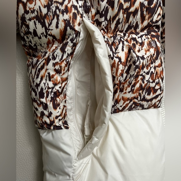 NWT - Columbia Women’s Pike Lake II Insulated Hooded Puffer Jacket - Size M - Picture 9 of 14